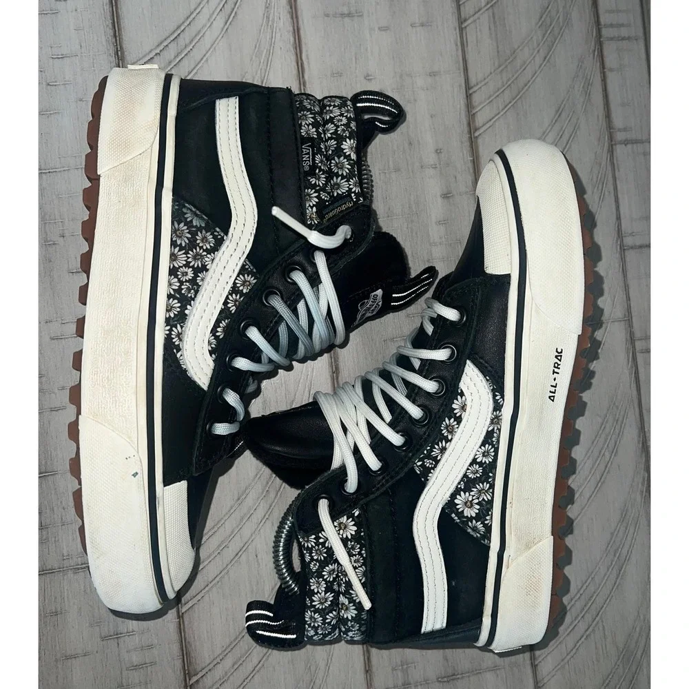 Vans SK8 HI MTE 2 Women's Size 6 Waterproof Black Floral Hiking Boots